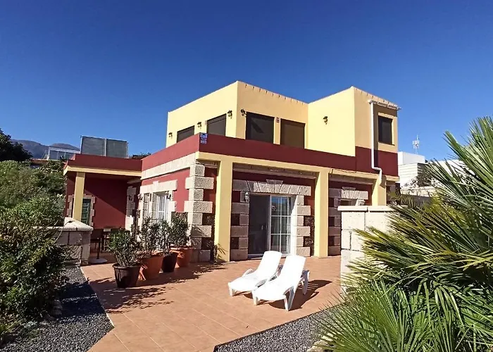 Aurora Quiet Flat With Pool And Great Mountain And Sea Views La Cisnera