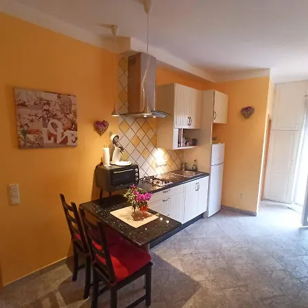 Apartamento Aurora Quiet Flat With Pool And Great Mountain And Sea Views