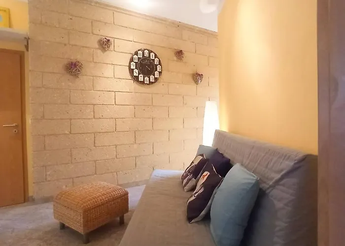 Aurora Quiet Flat With Pool And Great Mountain And Sea Views 公寓