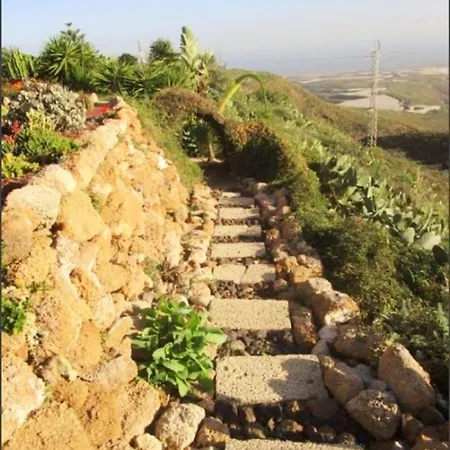 아파트 Aurora Quiet Flat With Pool And Great Mountain And Sea Views *