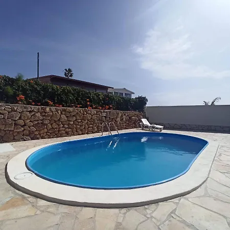 Aurora Quiet Flat With Pool And Great Mountain And Sea Views * La Cisnera
