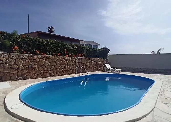Aurora Quiet Flat With Pool And Great Mountain And Sea Views * La Cisnera