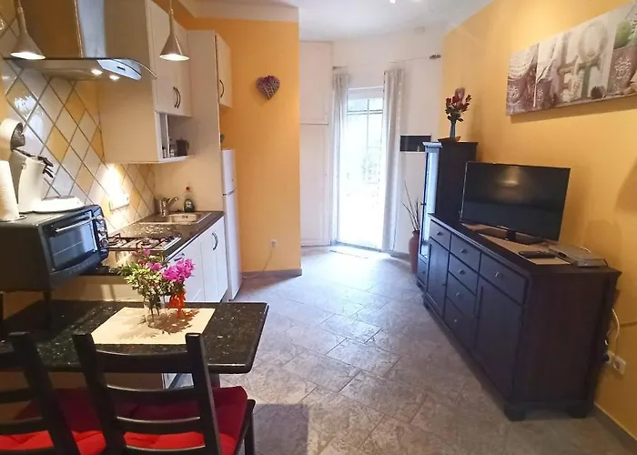 Aurora Quiet Flat With Pool And Great Mountain And Sea Views La Cisnera